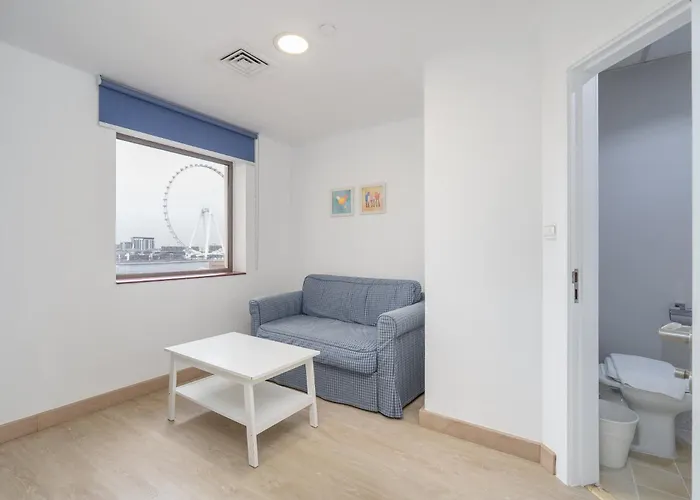 Stylish 4-Bedroom Apartment With Balcony Views In Jbr